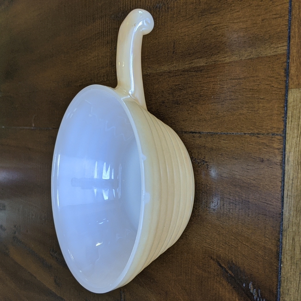 Vintage FIRE KING Peach/Orange Lustre Ribbed Handle Bowl
